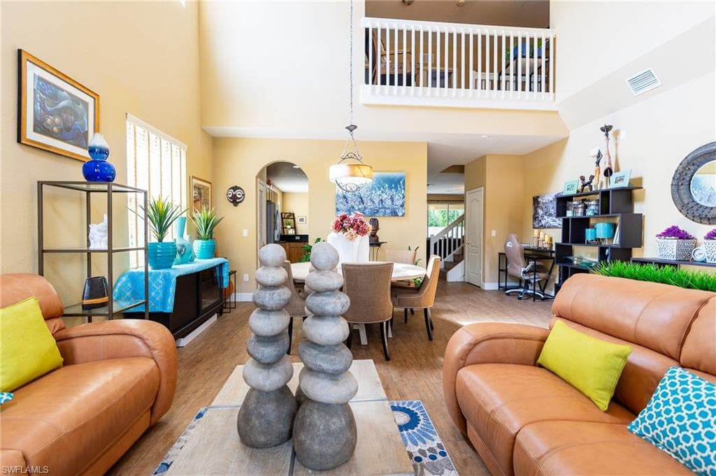 8713 Pegasus DR-6