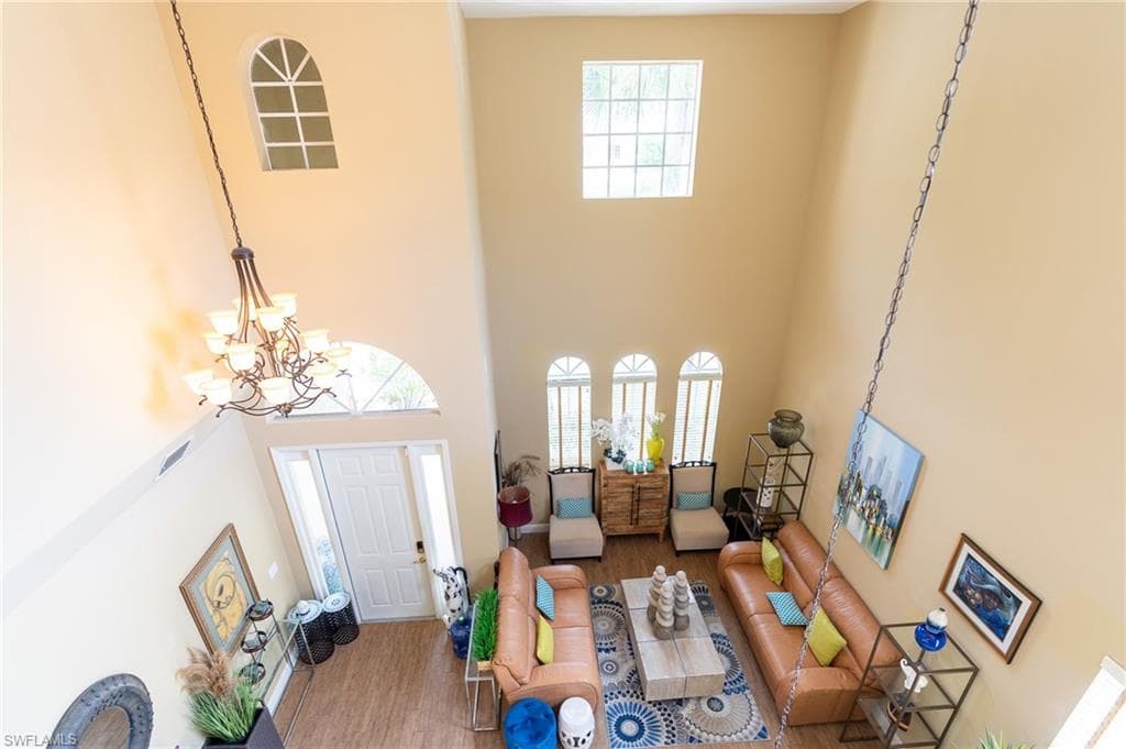 8713 Pegasus DR-19