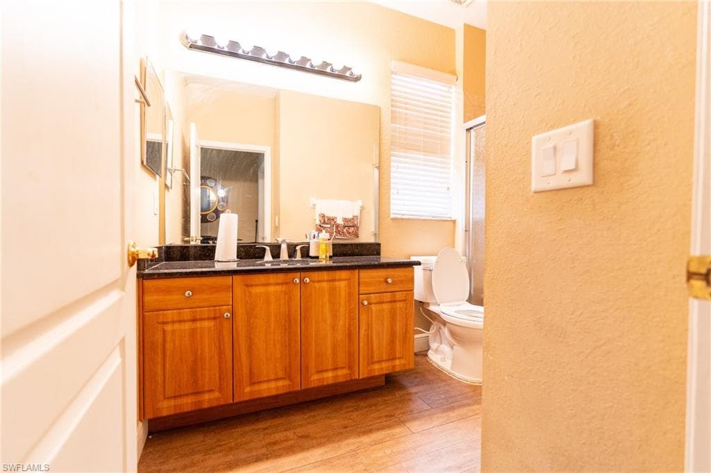 8713 Pegasus DR-17