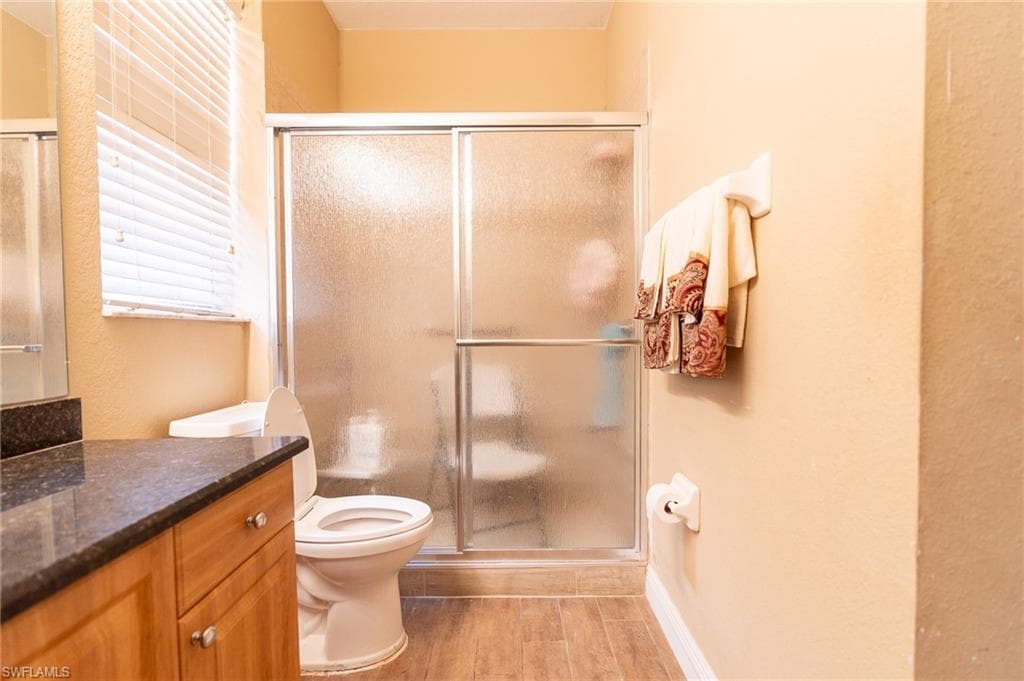 8713 Pegasus DR-18