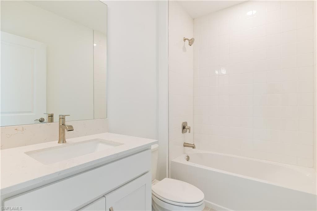 266 Lakeside Breeze WAY-13