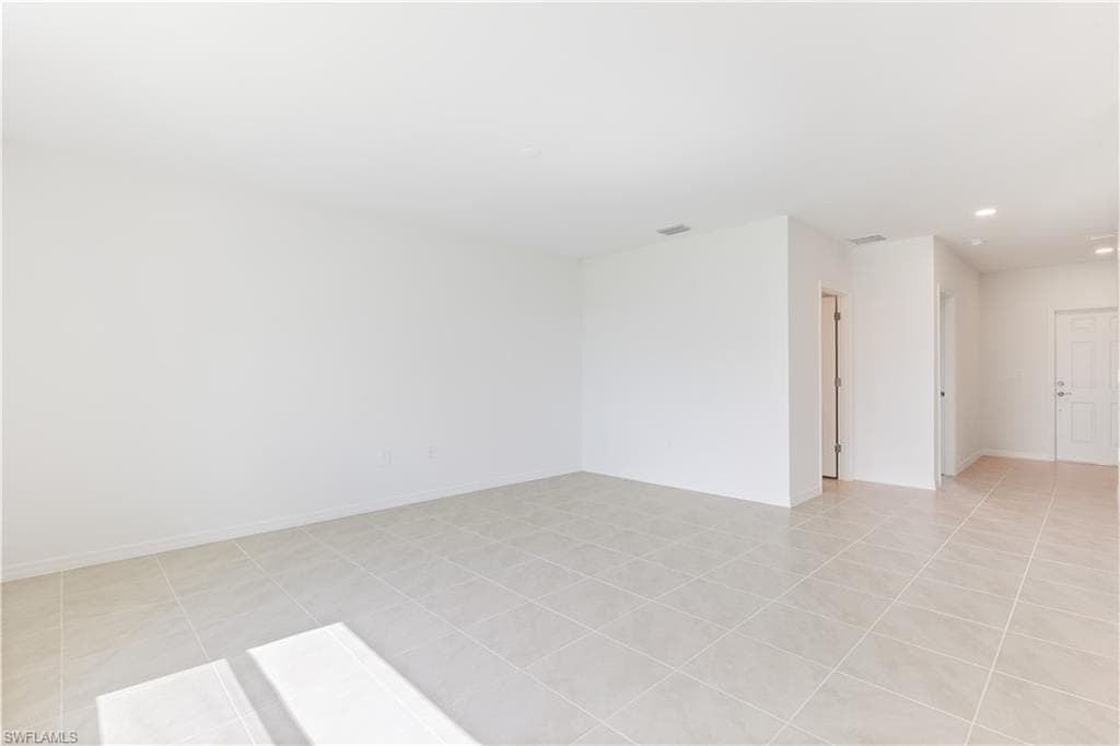 266 Lakeside Breeze WAY-3