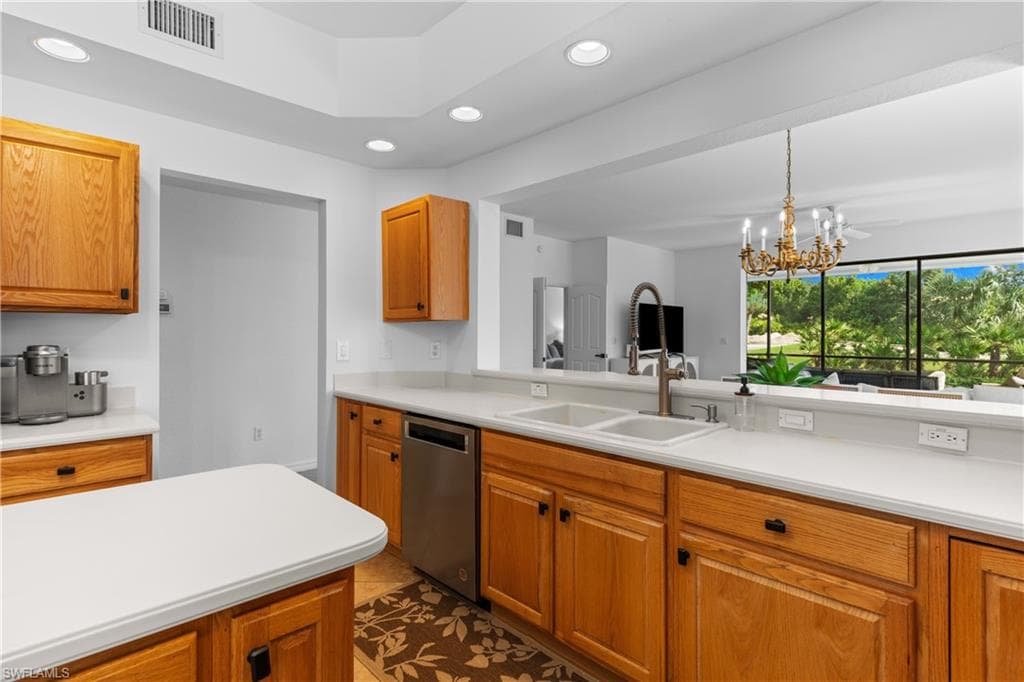 5805 Grande Reserve WAY 1102-12