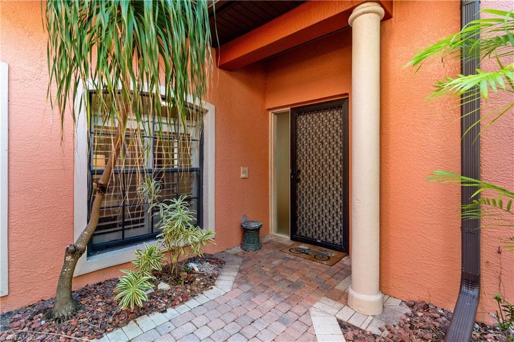 5805 Grande Reserve WAY 1102-28