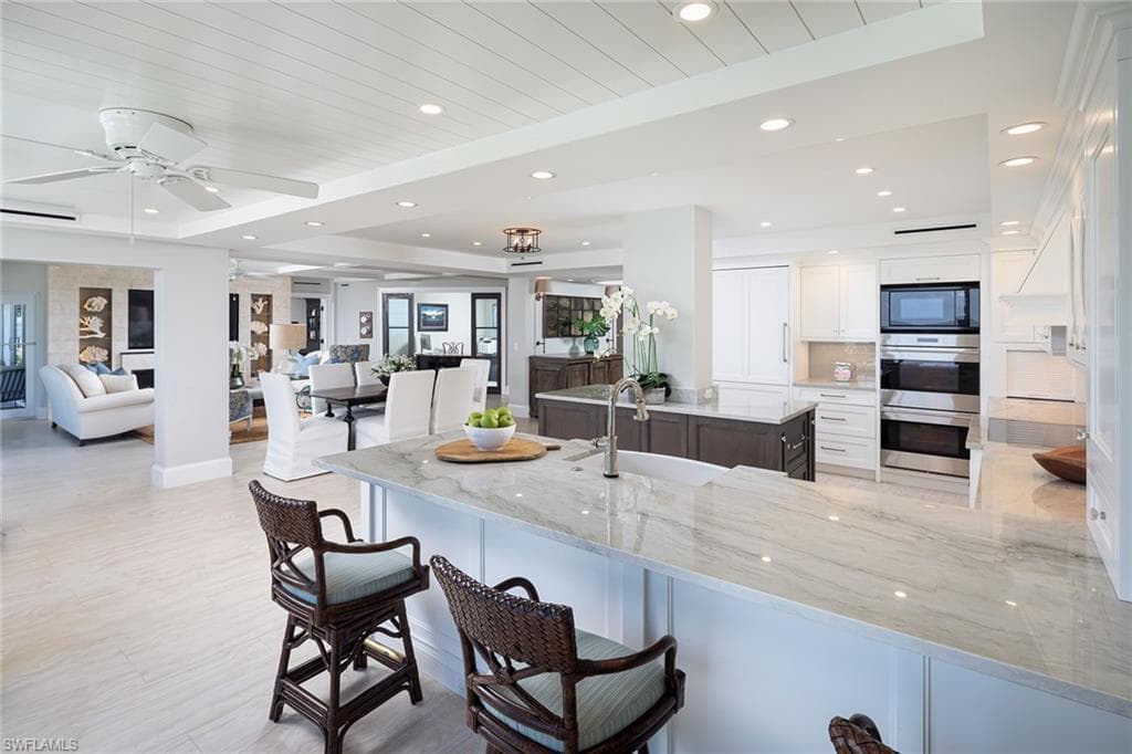 1285 Gulf Shore BLVD N 3B-12