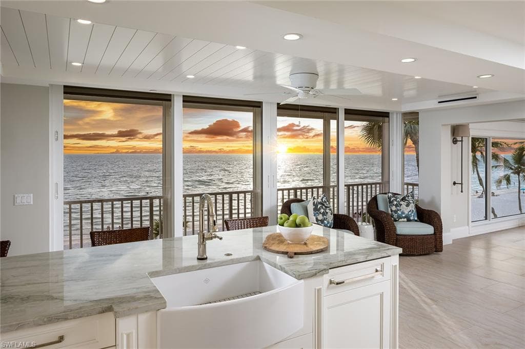 1285 Gulf Shore BLVD N 3B-3