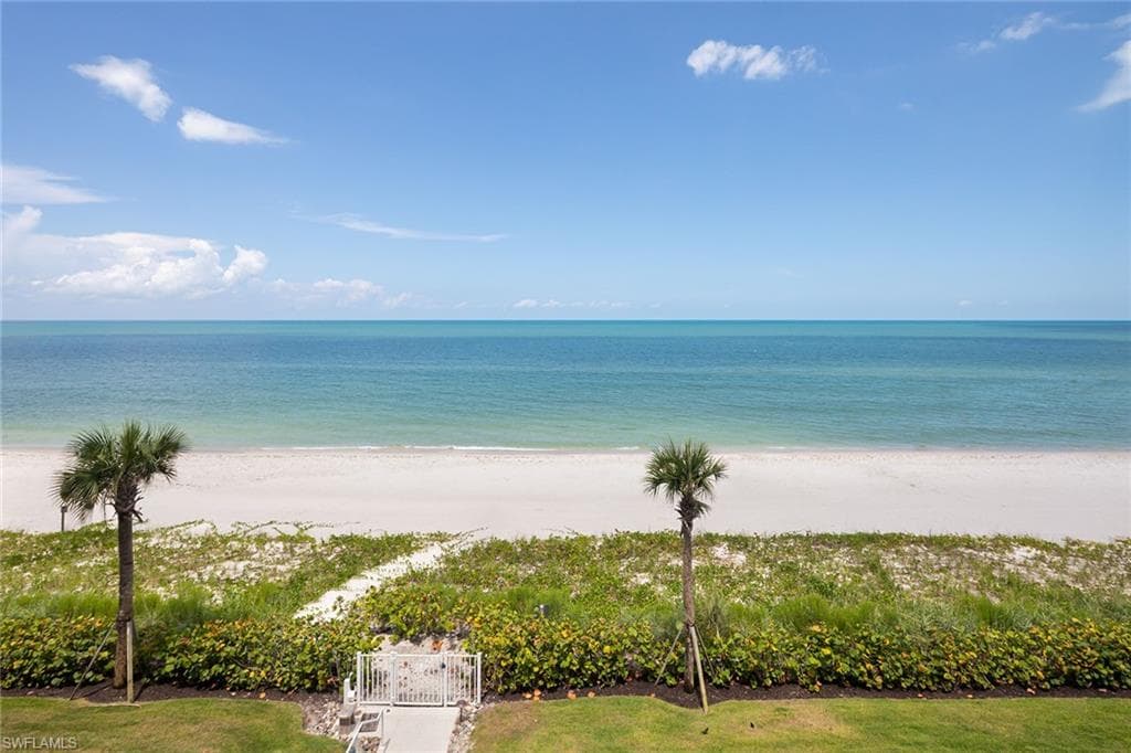 1285 Gulf Shore BLVD N 3B-28