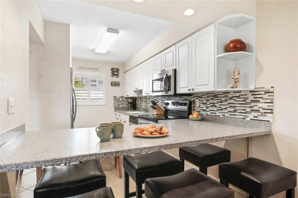 921 Collier BLVD 107-3