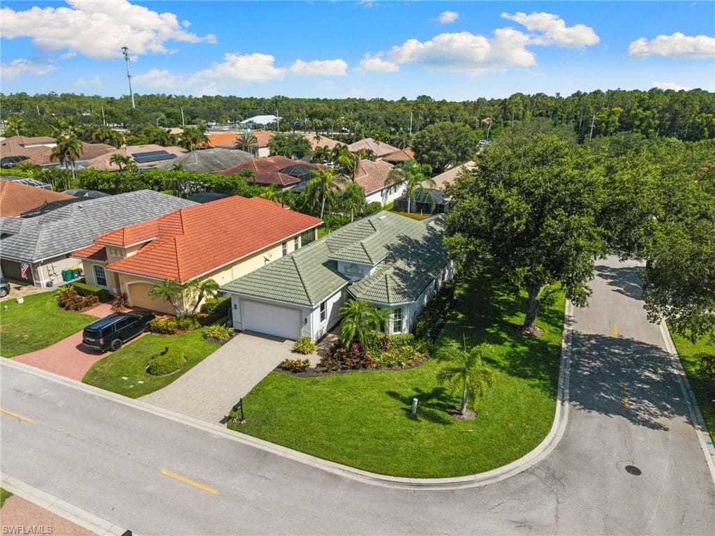 4208 Hampton LN-33