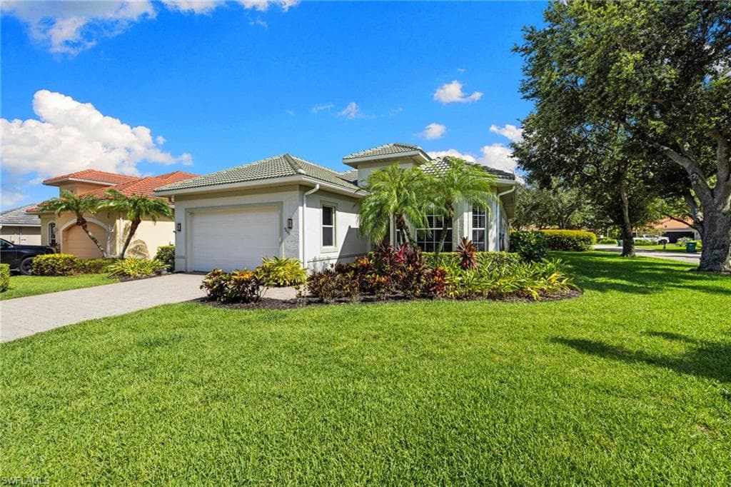 4208 Hampton LN-36
