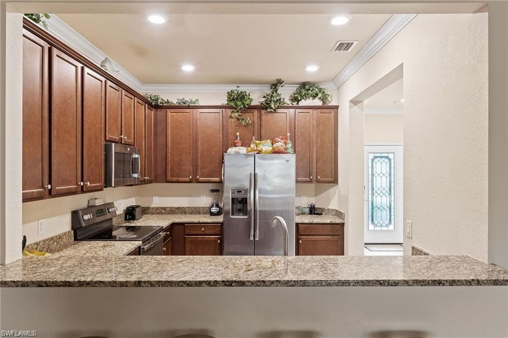 10243 Via Colomba CIR-11