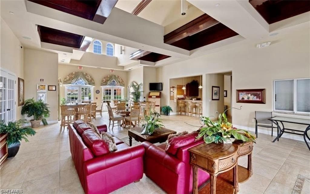 10243 Via Colomba CIR-25