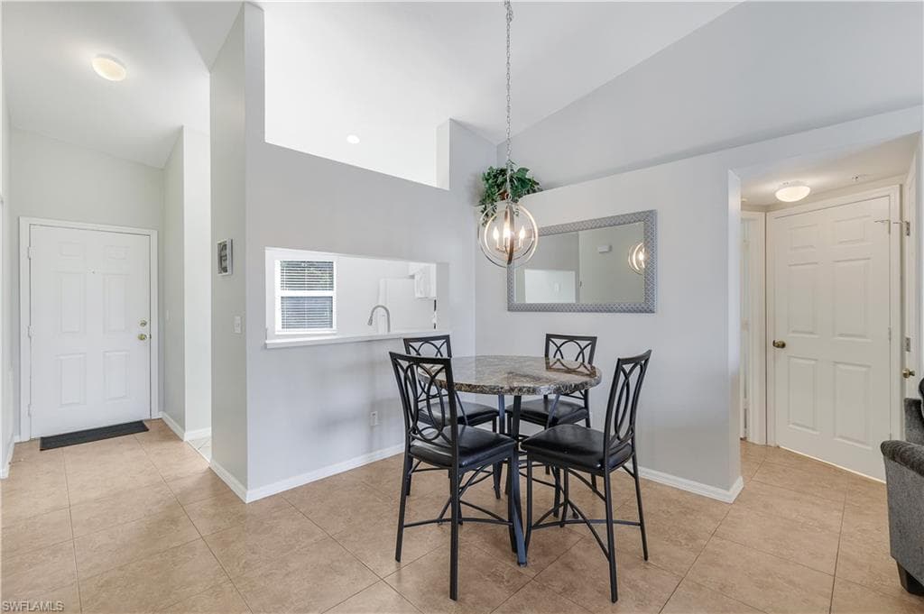 12131 Summergate CIR 203-12