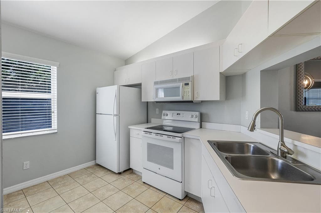 12131 Summergate CIR 203-14