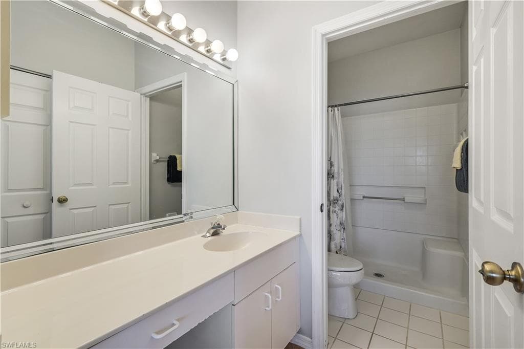 12131 Summergate CIR 203-18