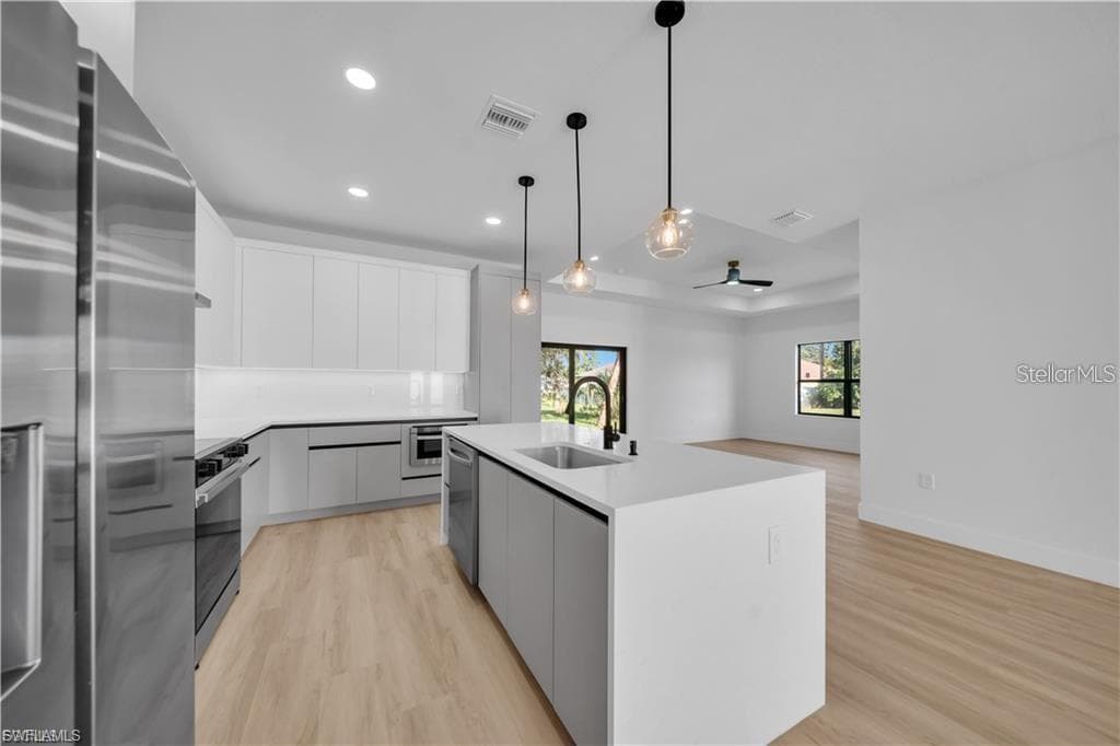 3126 BELLEVILLE TER-10