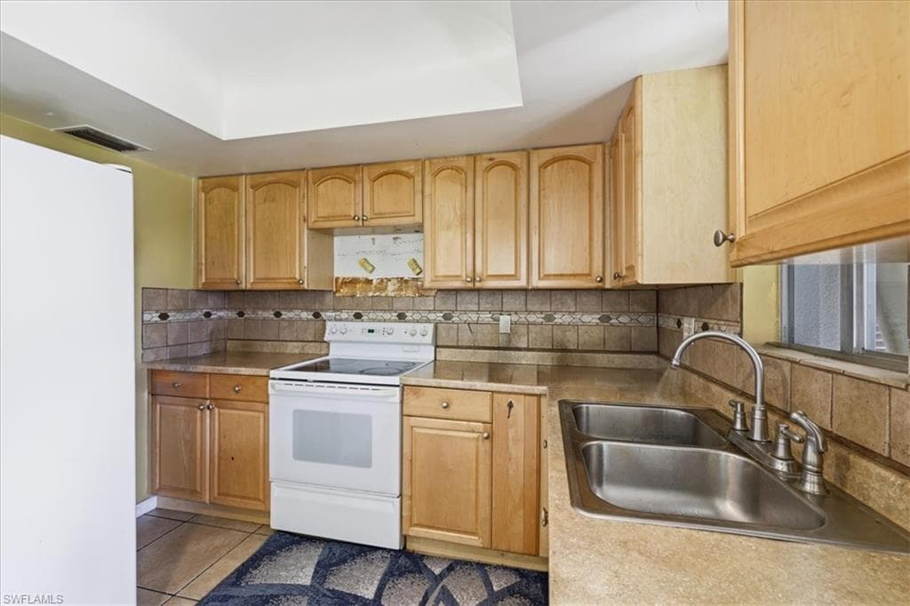347 Joel BLVD 203-13