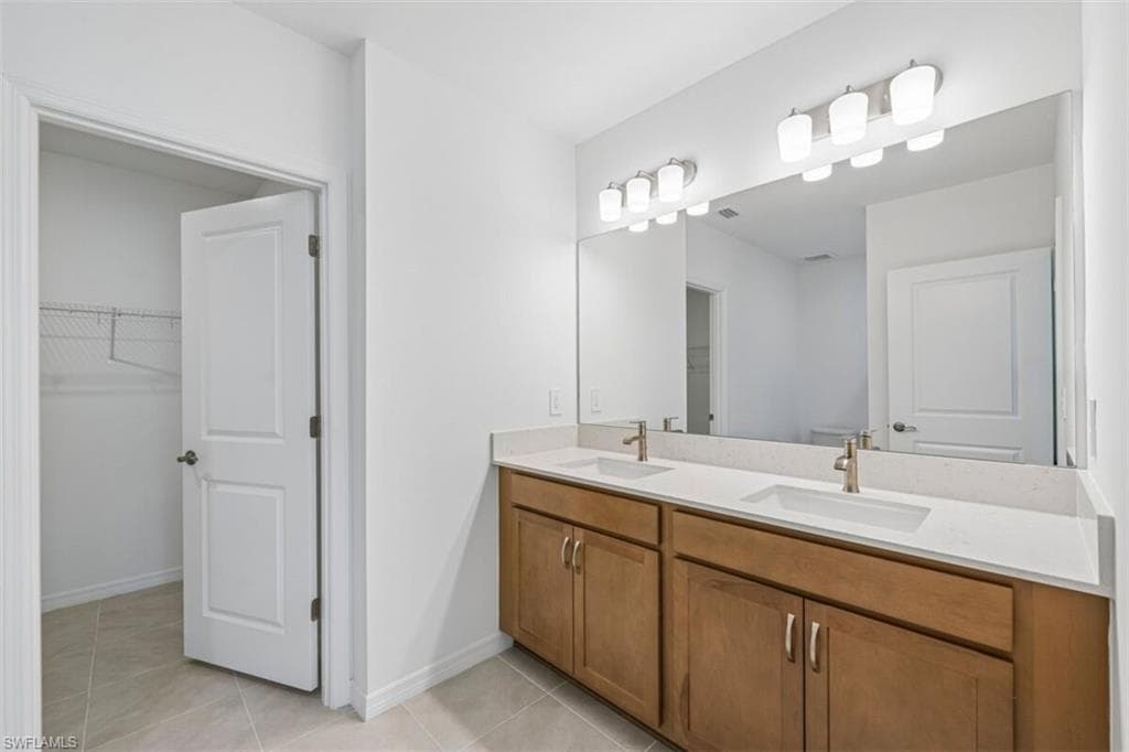 235 Lakeside Breeze WAY-5
