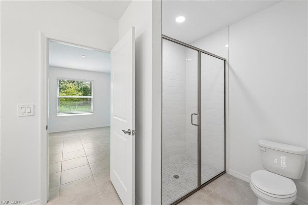 235 Lakeside Breeze WAY-6