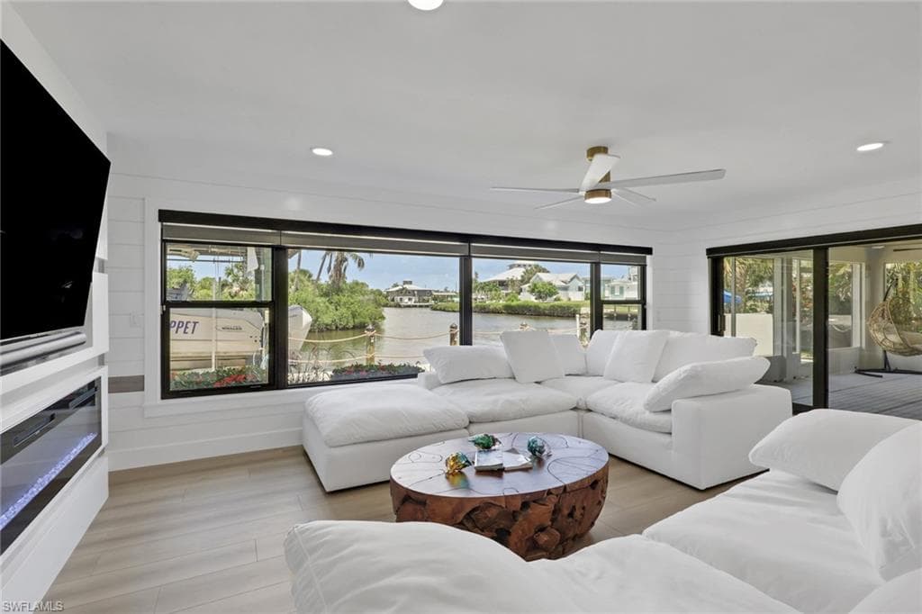 16340 Buccaneer ST-1