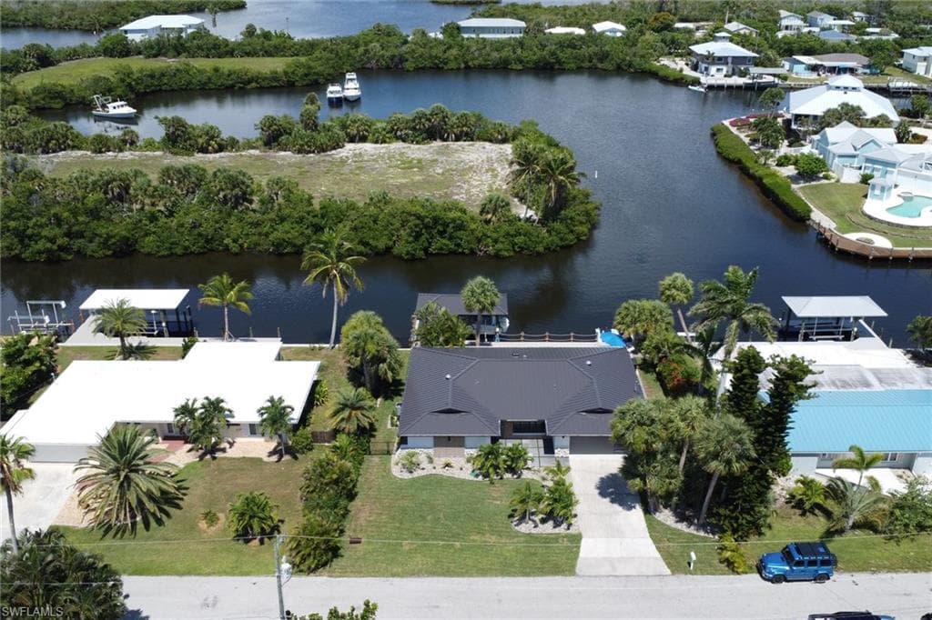 16340 Buccaneer ST-11