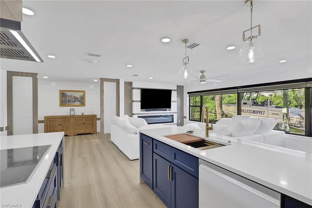 16340 Buccaneer ST-23