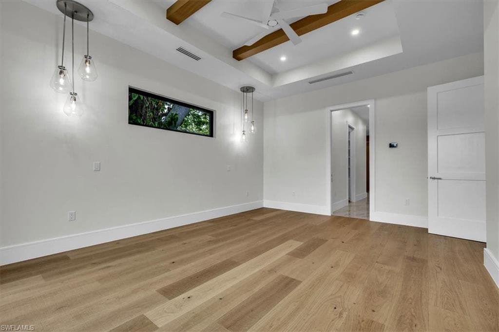 1009 29th AVE N-21
