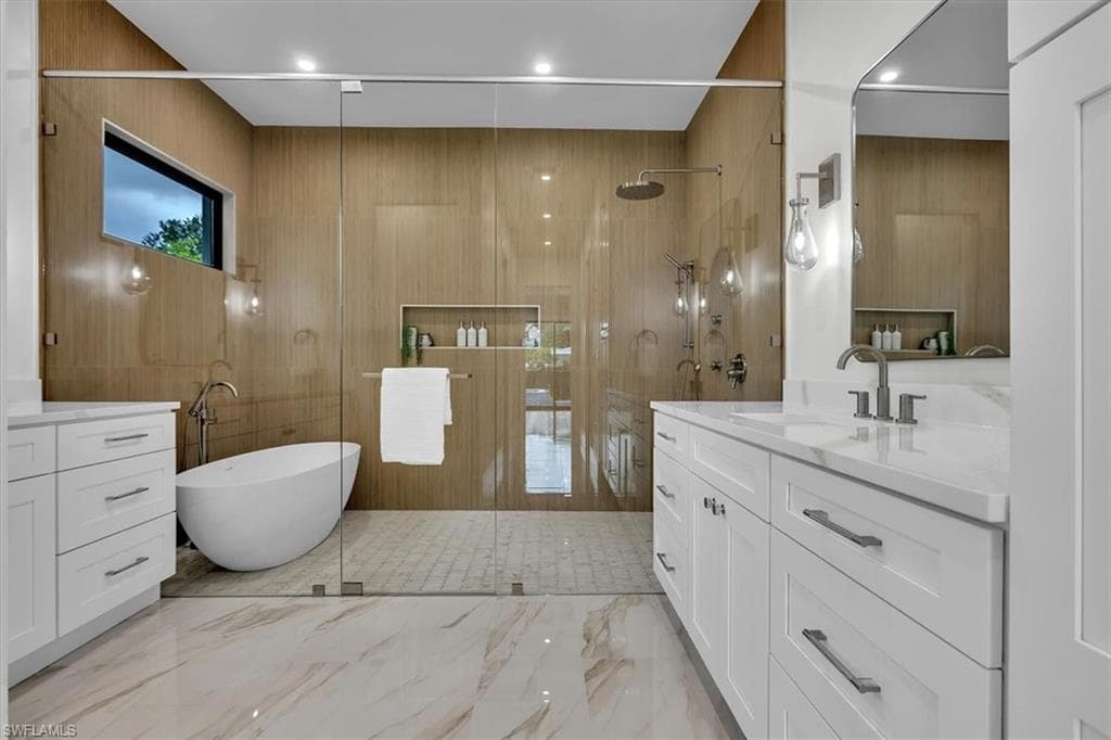 1009 29th AVE N-24