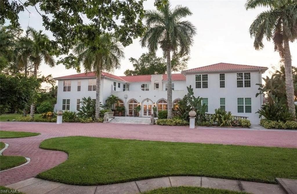26900 N Riverside DR-14