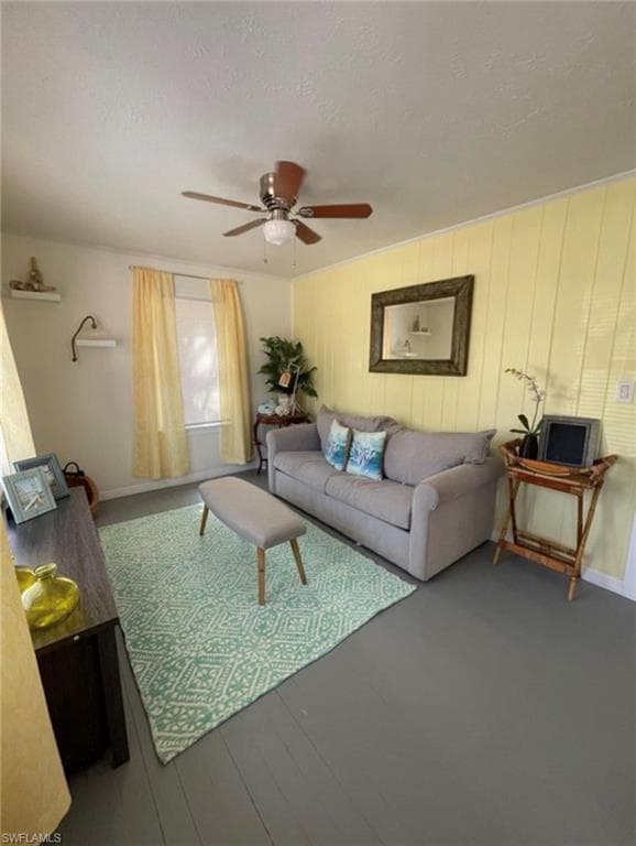 26900 N Riverside DR-3