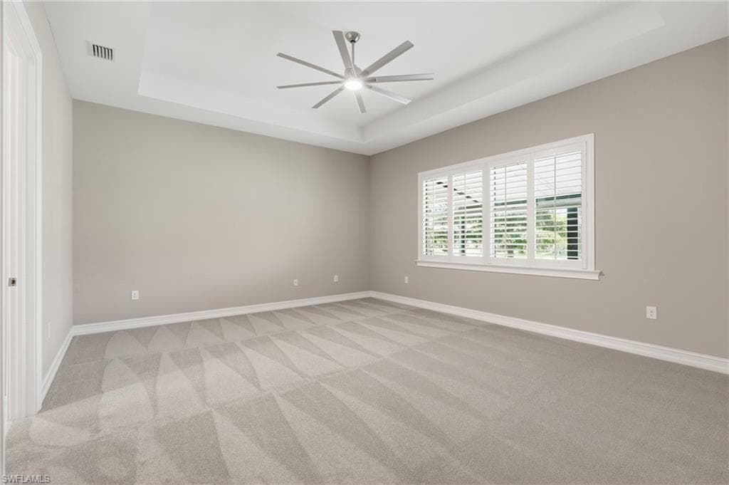 10240 Avonleigh DR-26