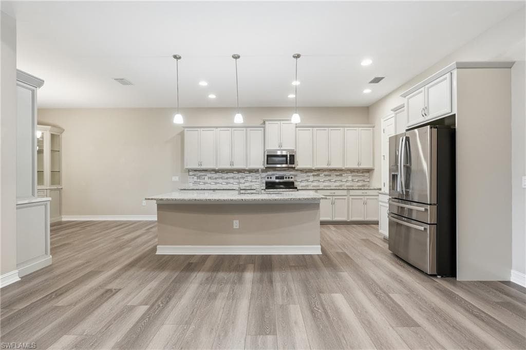 10240 Avonleigh DR-13