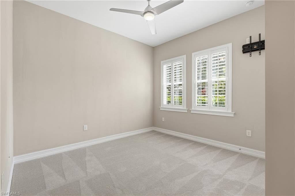 10240 Avonleigh DR-34