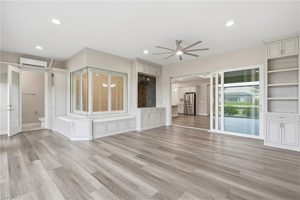 10240 Avonleigh DR-20