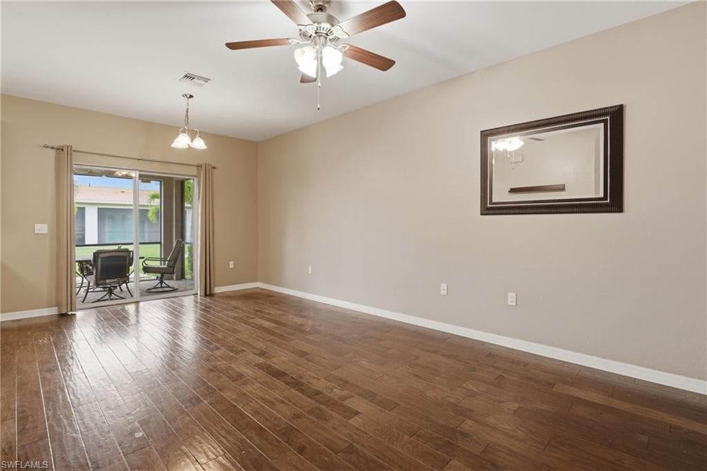 3818 Clearbrook LN-5