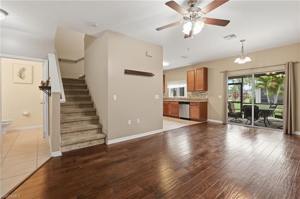 3818 Clearbrook LN-4