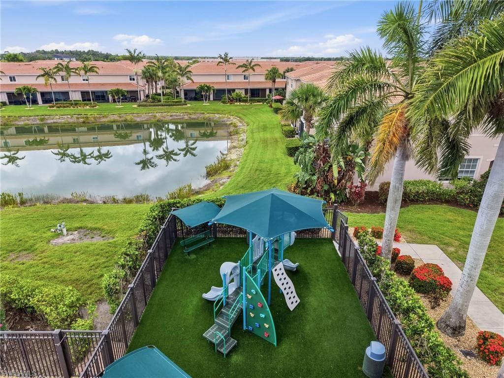 3818 Clearbrook LN-29