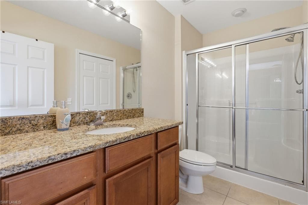 3818 Clearbrook LN-20