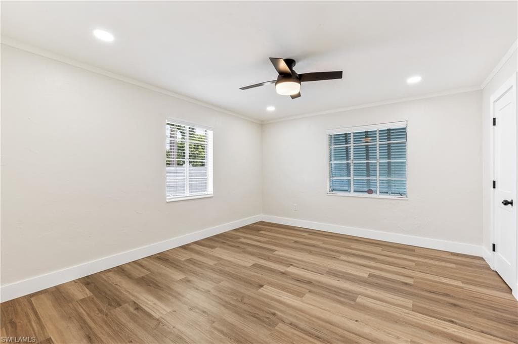 1342 Alhambra DR-11