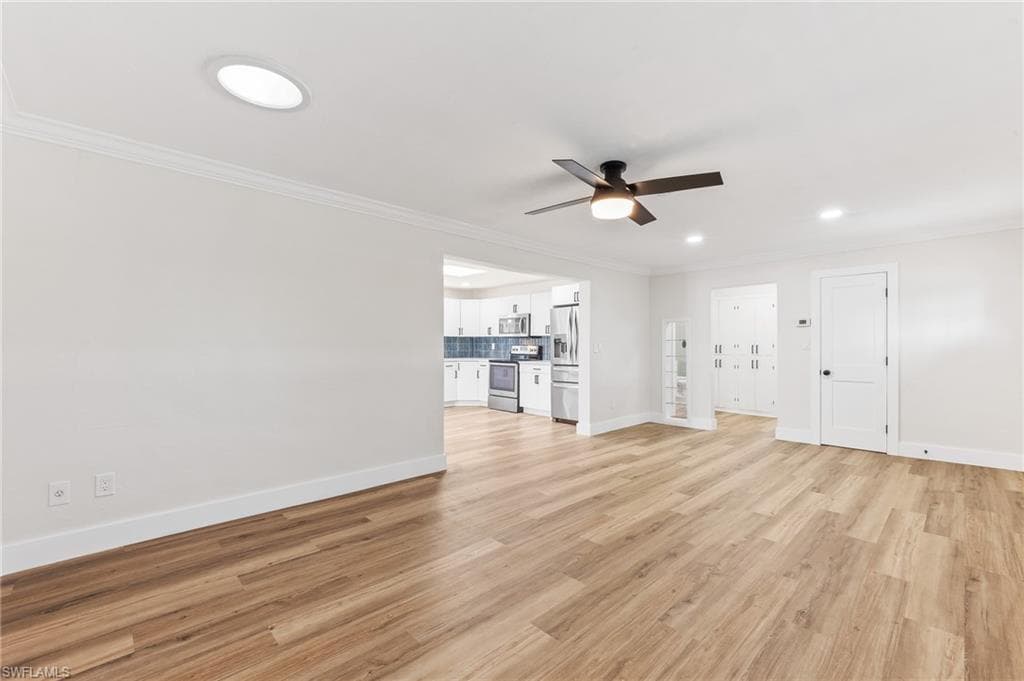 1342 Alhambra DR-8