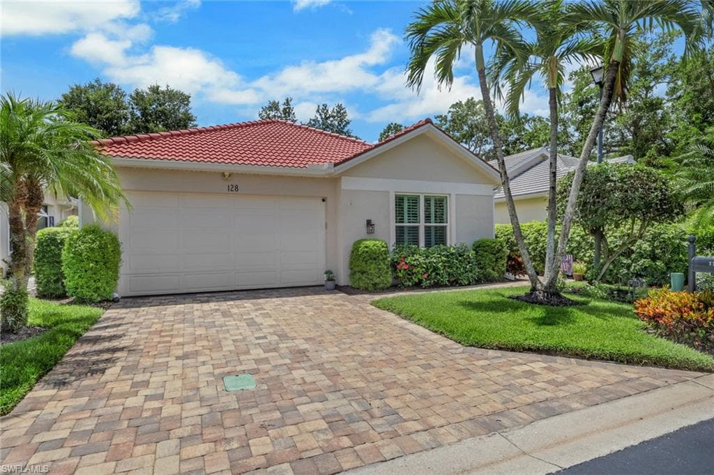 128 LIVERMORE LN-1