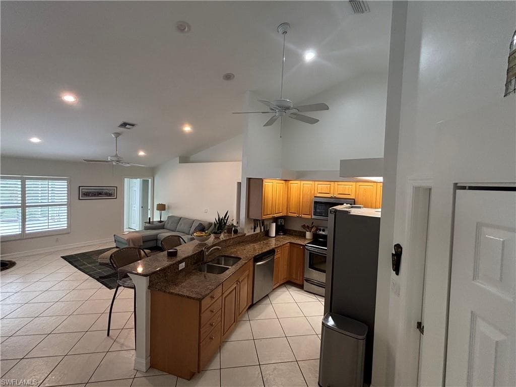 1166 Royal Palm DR-7