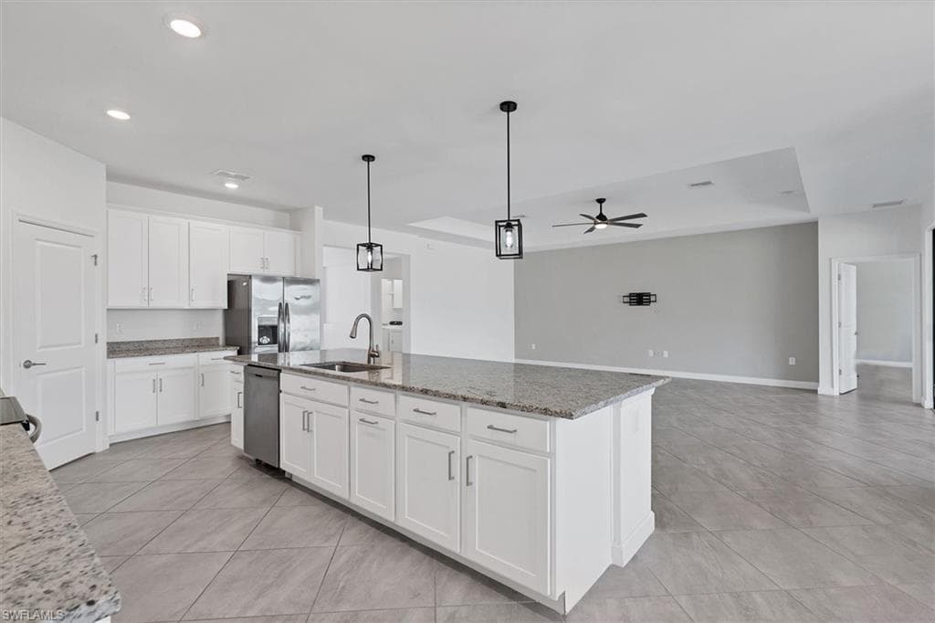11368 Canopy LOOP-12