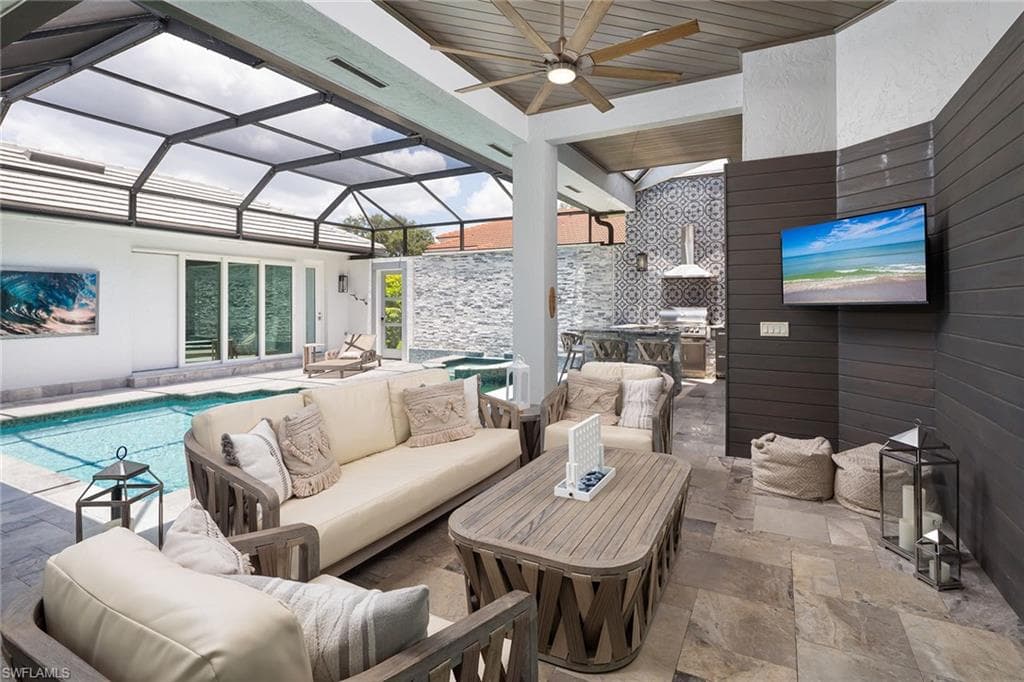 2036 Laguna WAY-25