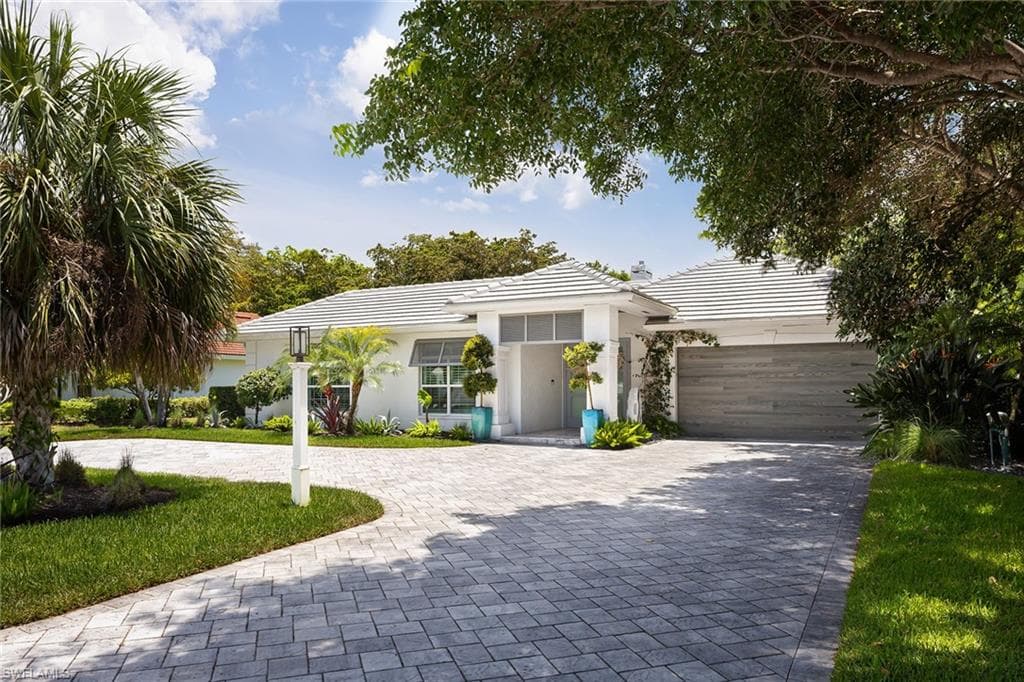 2036 Laguna WAY-33