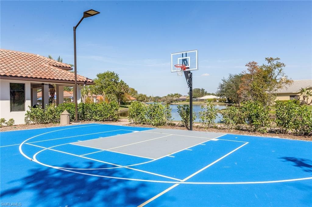 2036 Laguna WAY-49