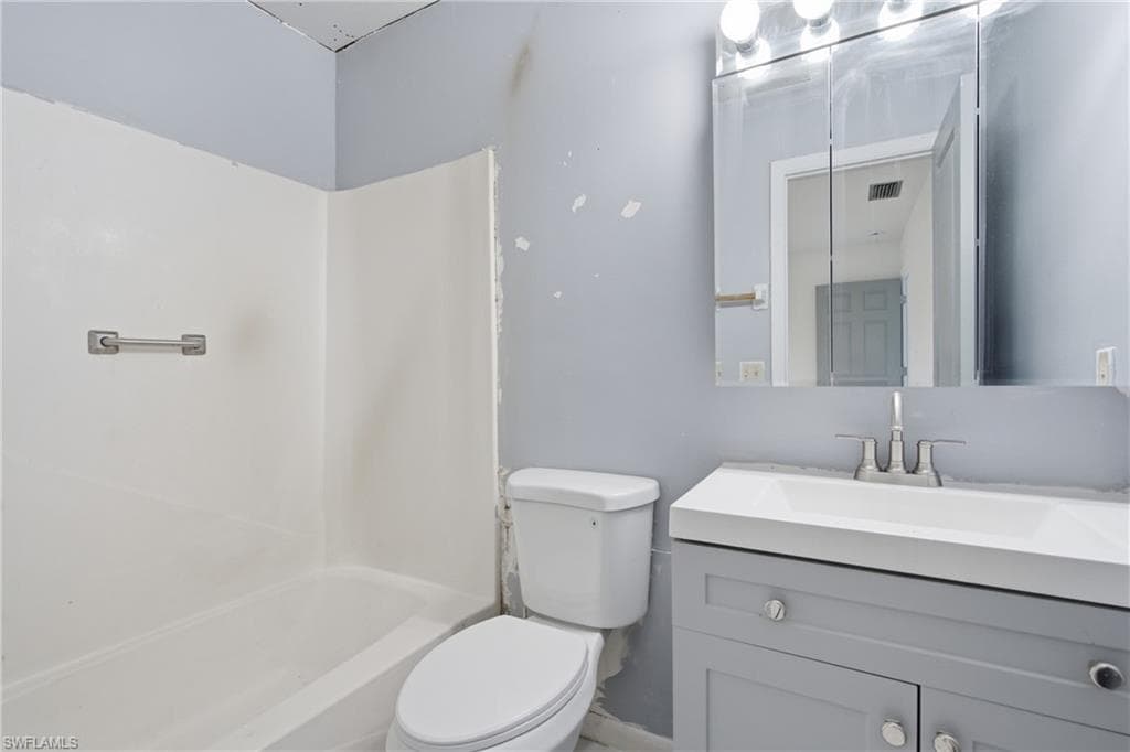 5160 31st AVE SW-13