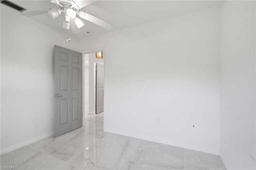 5160 31st AVE SW-28