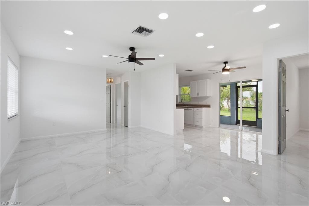5160 31st AVE SW-15