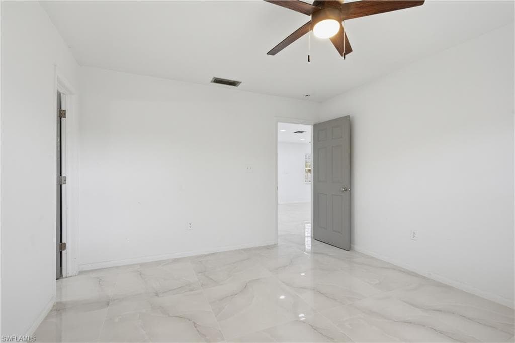 5160 31st AVE SW-11